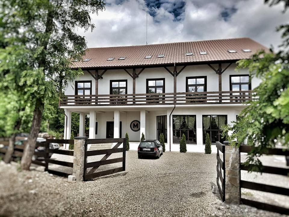 Pension Casa Drumetului Piatra Neamt Exterior photo